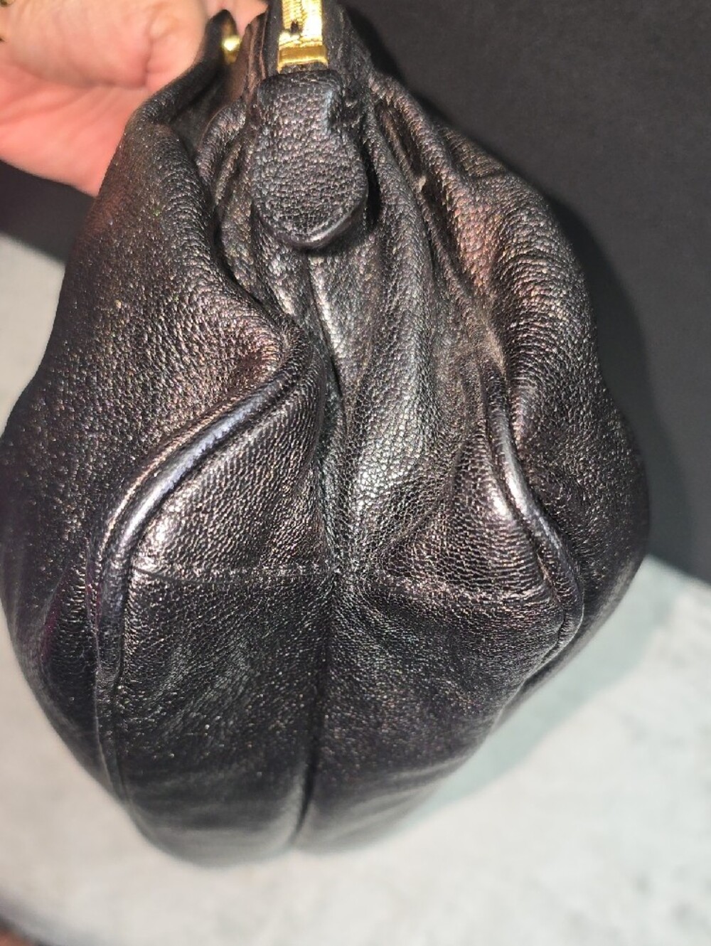 Marc Jacobs Black Leather Shoulder Bag with Gold Hardware - Picture 8 of 13